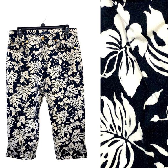 CHAPS Cropped Ankle Capril Black and White Floral Pant size 10 - Picture 1 of 10